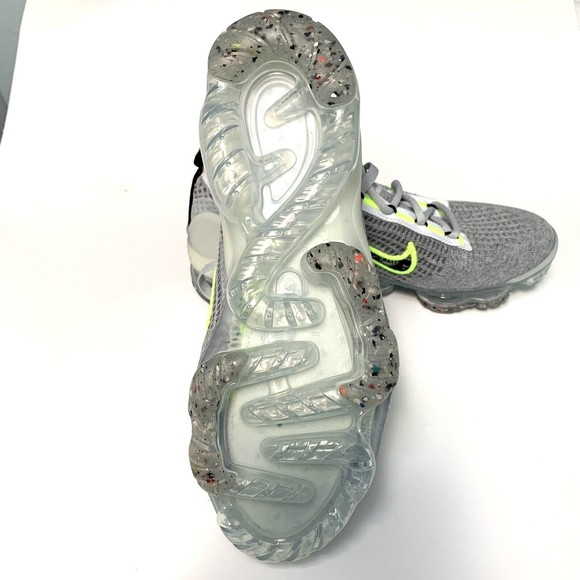 Nike Air Vapormax Flyknit Youth Shoes Size 4Y Gray Volt Green Sneaker DB1550-005 - Picture 3 of 8